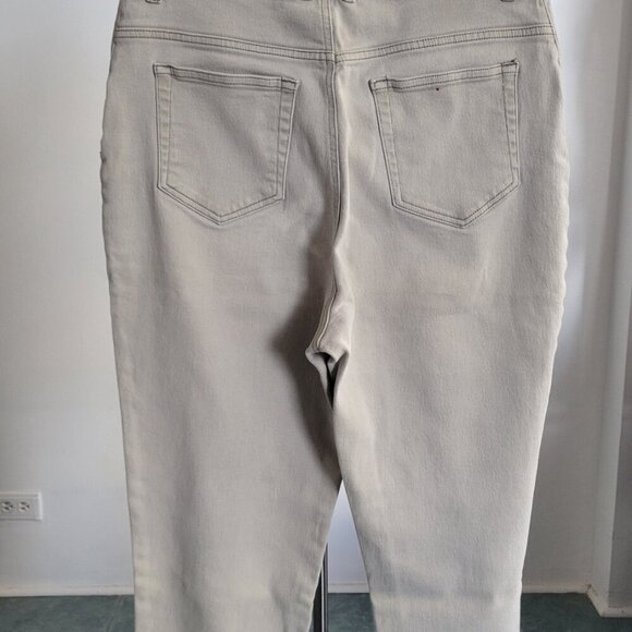 Gloria Vanderbilt Women’s Khaki Amanda High Rise Slim Leg Stretch Jeans (Size: 1 - Picture 6 of 14